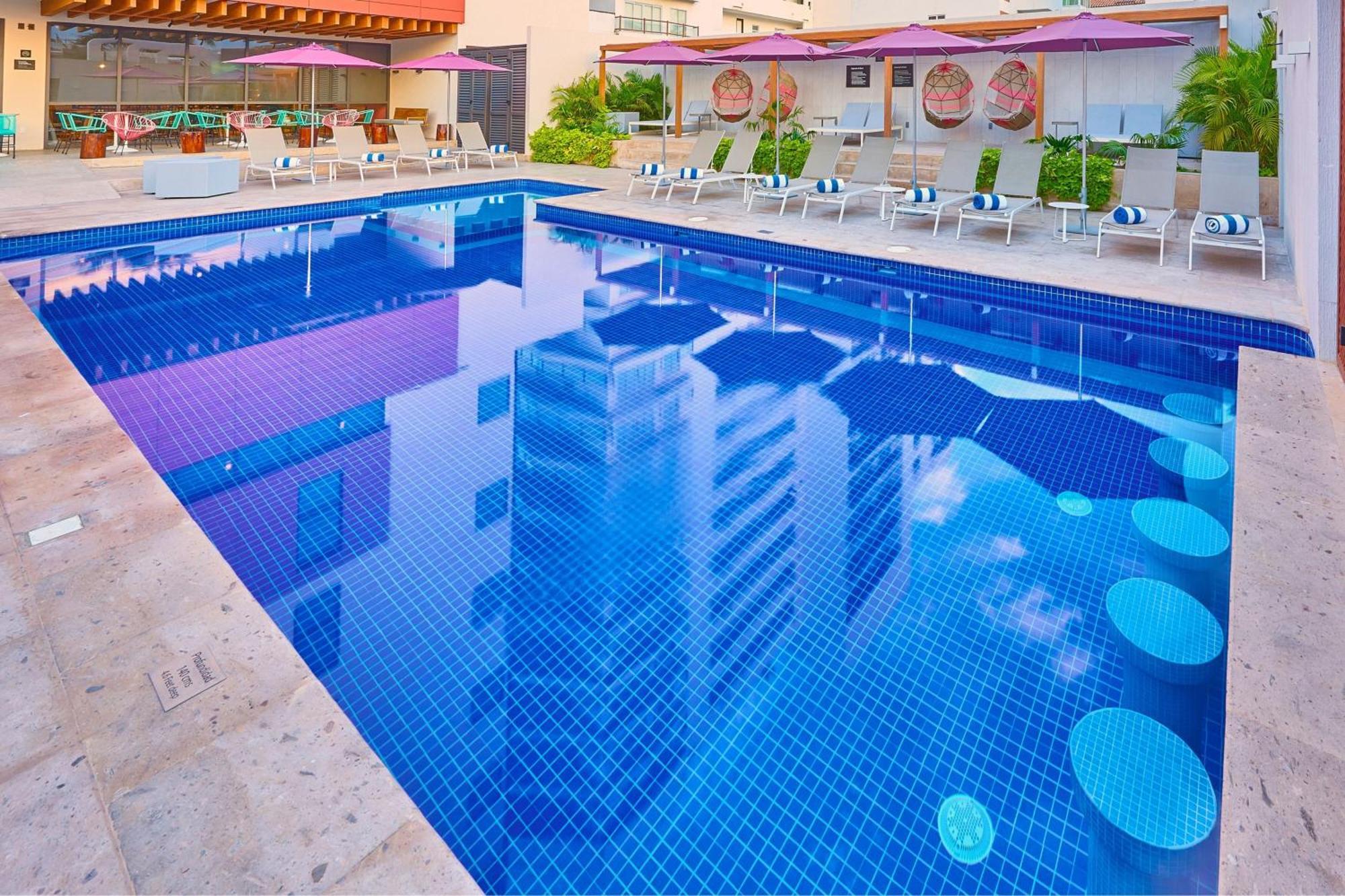 City Express Plus By Marriott بويرتو فالارتا المظهر الخارجي الصورة