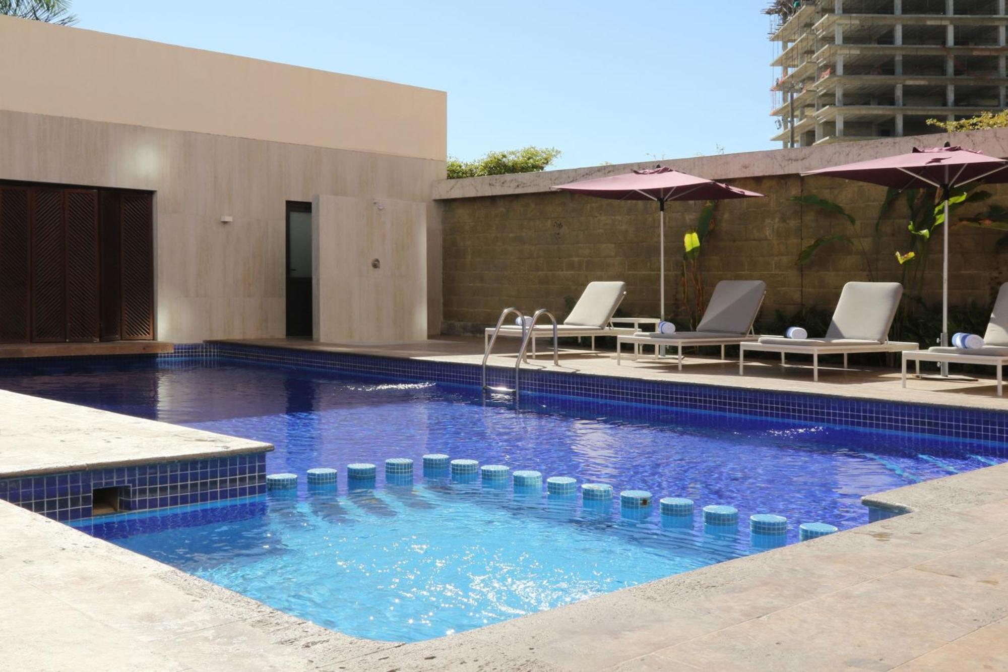 City Express Plus By Marriott بويرتو فالارتا المظهر الخارجي الصورة