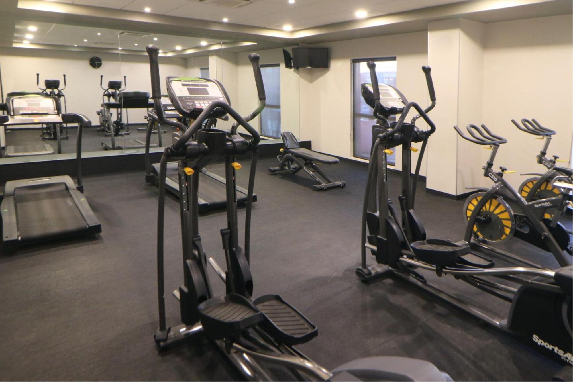 City Express Plus By Marriott بويرتو فالارتا المظهر الخارجي الصورة