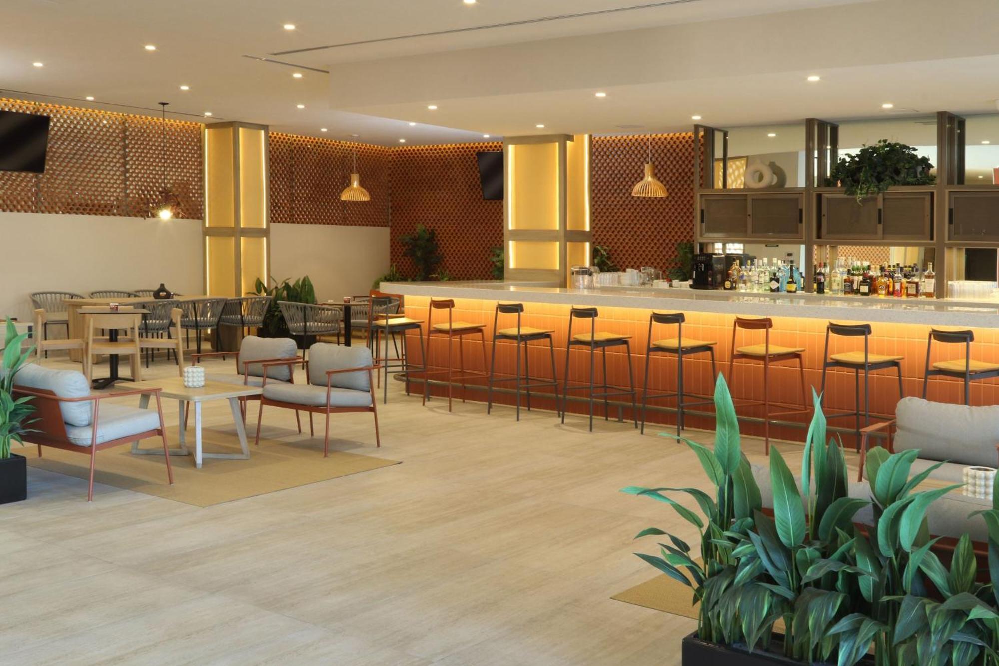 City Express Plus By Marriott بويرتو فالارتا المظهر الخارجي الصورة