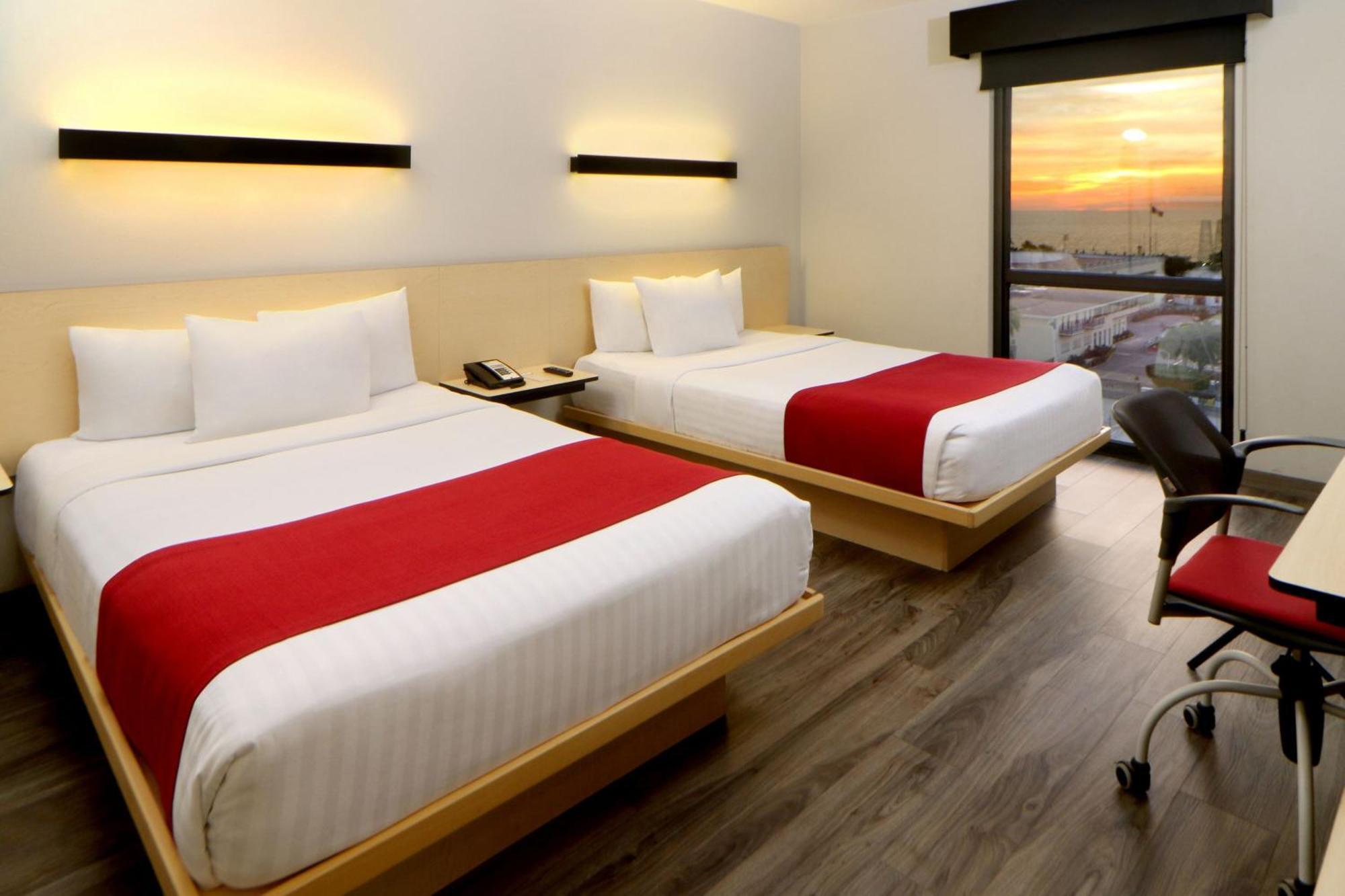 City Express Plus By Marriott بويرتو فالارتا المظهر الخارجي الصورة