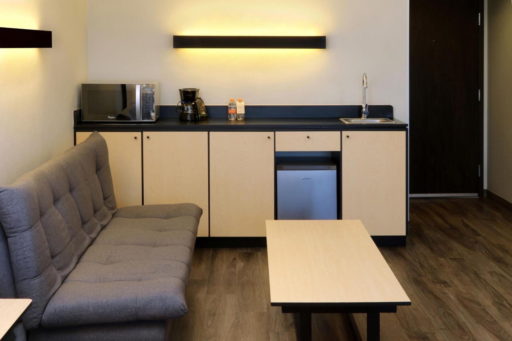 City Express Plus By Marriott بويرتو فالارتا المظهر الخارجي الصورة