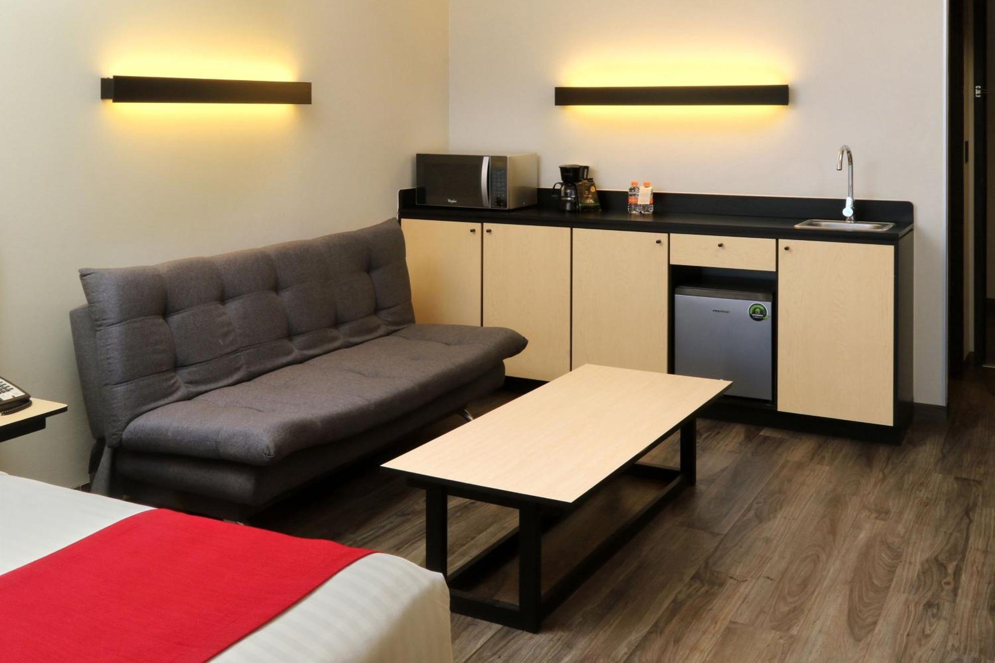 City Express Plus By Marriott بويرتو فالارتا المظهر الخارجي الصورة
