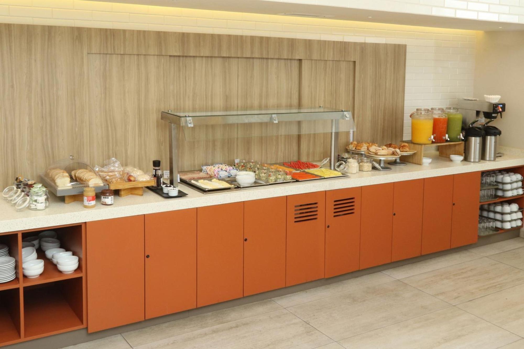 City Express Plus By Marriott بويرتو فالارتا المظهر الخارجي الصورة